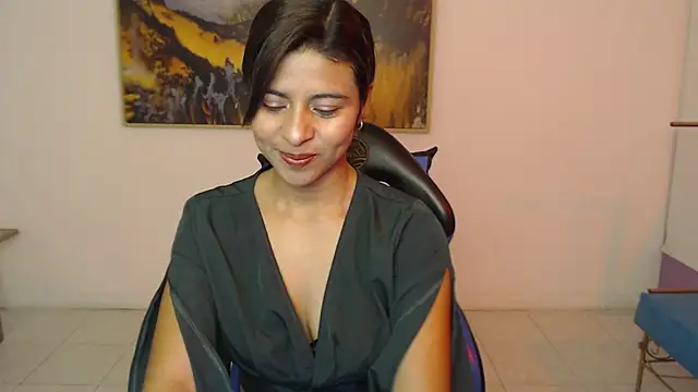 Snapshot of Lady_isabella_ chatting on May 6, 1:15 pm Lady isabella online show from May 6, 1:15 pm