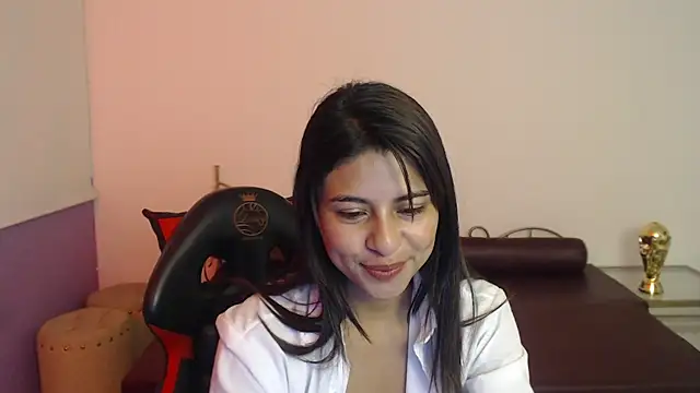 Snapshot of Lady_isabella_ chatting on July 7, 1:14 pm Lady isabella online show from July 7, 1:14 pm
