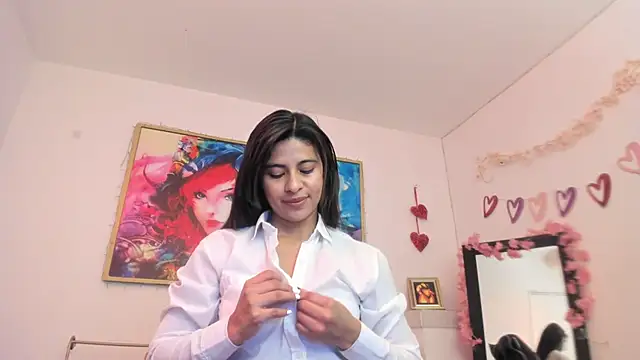 Snapshot of Lady_isabella_ chatting on July 1, 1:44 pm Lady isabella online show from July 1, 1:44 pm