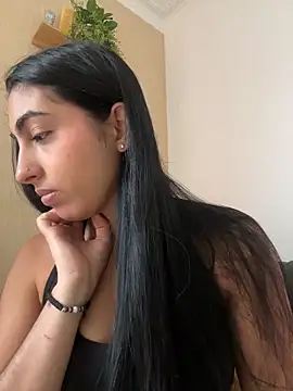 Snapshot of Lily_Rush chatting on June 6, 12:10 pm Lily Rush online show from June 6, 12:10 pm