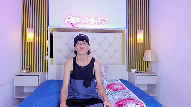 Just18Jake  online show from May 15, 12:41 am