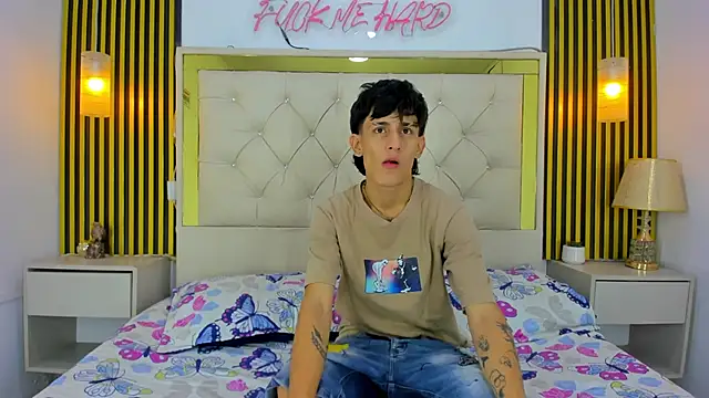 Just18Jake  online show from April 25, 1:08 am