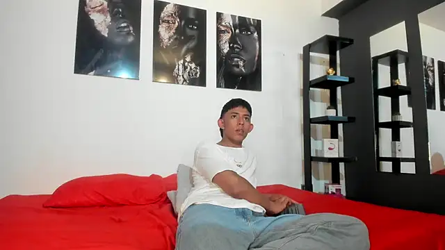 mateo crown online show from April 20, 8:54 pm