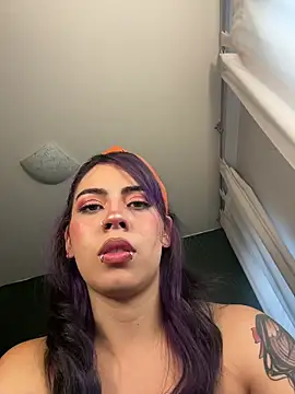 Latinxxcouple online show from March 26, 4:05 pm