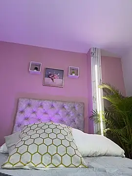 caro lovings online show from June 18, 3:38 am