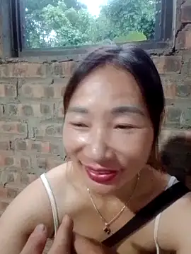 Snapshot of Tieuthu2 chatting on July 14, 11:49 am Tieuthu2 online show from July 14, 11:49 am