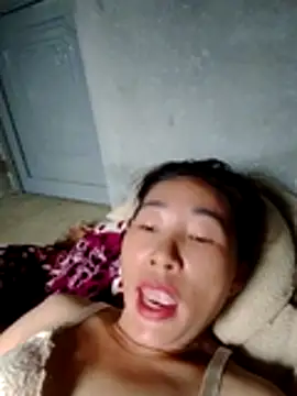 Snapshot of Tieuthu2 chatting on July 7, 7:23 am Tieuthu2 online show from July 7, 7:23 am