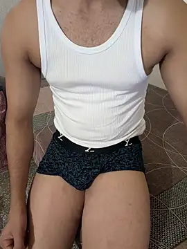 lucky 7inches online show from May 13, 5:09 pm