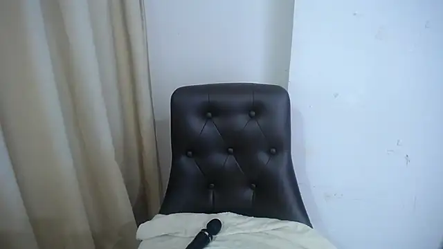 Snapshot of yalachil chatting on May 14, 1:13 am yalachil online show from May 14, 1:13 am
