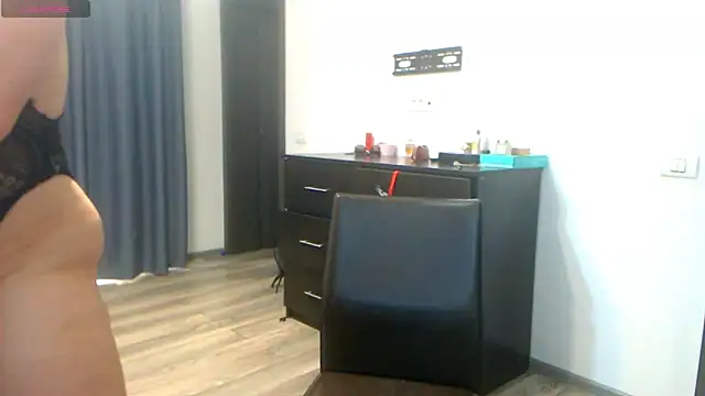 alicia2hot online show from June 2, 6:02 am
