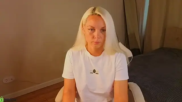 April Nelson online show from June 17, 12:32 am