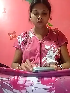 Simupaul001 online show from May 18, 10:47 pm