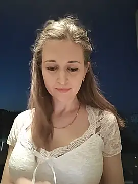 Snapshot of irresistibelle chatting on June 30, 5:46 pm irresistibelle online show from June 30, 5:46 pm