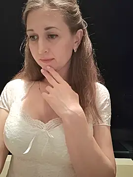 Snapshot of irresistibelle chatting on July 15, 7:32 pm irresistibelle online show from July 15, 7:32 pm
