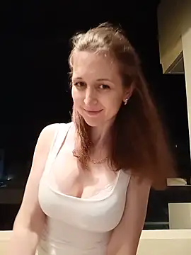 irresistibelle online show from May 27, 7:10 pm