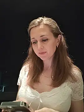 Snapshot of irresistibelle chatting on July 2, 6:58 pm irresistibelle online show from July 2, 6:58 pm