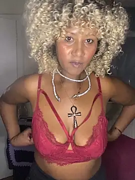 Vicky-rush online show from April 17, 9:17 pm