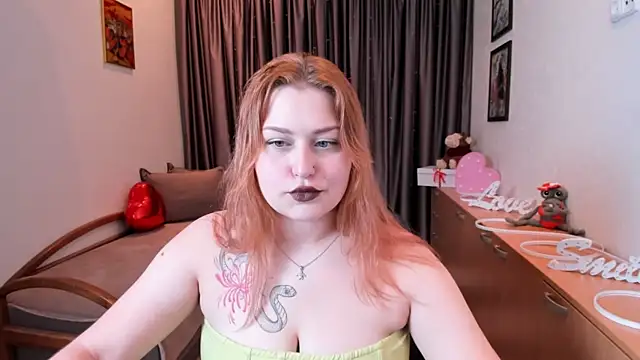 NoraLiin online show from June 3, 8:24 pm