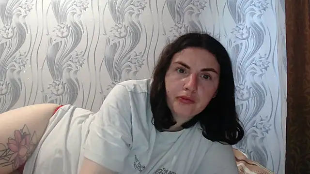 AlinaxJames online show from June 16, 2:17 pm