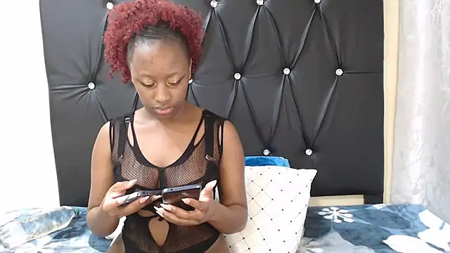 Snapshot of SexyBadGirl20 chatting on June 12, 7:00 pm SexyBadGirl20 online show from June 12, 7:00 pm