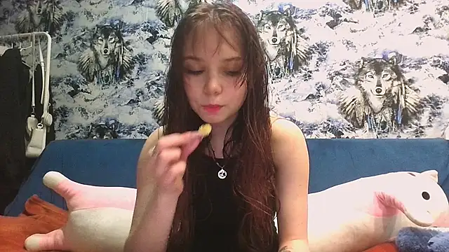 Princess Mira online show from June 7, 5:40 pm