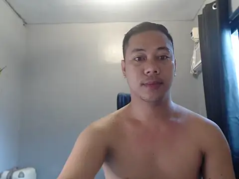 hottie island online show from June 28, 6:41 am