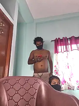 Loving Naughtycouple online show from May 12, 1:24 am