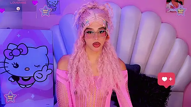 Mimi RubyJane online show from July 3, 11:50 am