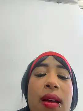 Zaabrina 20 online show from April 22, 5:09 pm