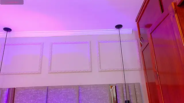 Valeria-Beltran online show from June 3, 3:40 am