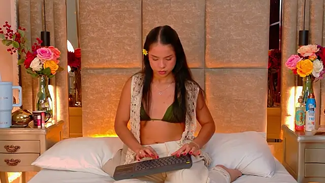 Valeria-Beltran online show from May 23, 4:00 am