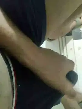 Snapshot of atulchhakuri chatting on April 26, 7:22 pm atulchhakuri online show from April 26, 7:22 pm