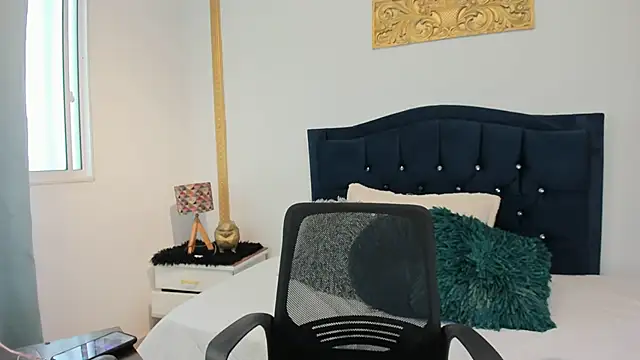 Snapshot of AmberKayleigh chatting on April 29, 4:55 pm AmberKayleigh online show from April 29, 4:55 pm