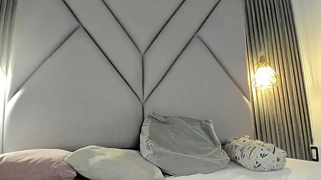 lolabunnysc online show from May 29, 12:11 pm
