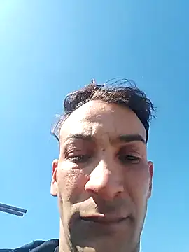 Zoltan223567 online show from April 18, 12:29 pm