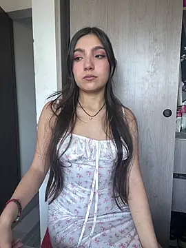 Soffy 20 online show from April 30, 5:42 pm