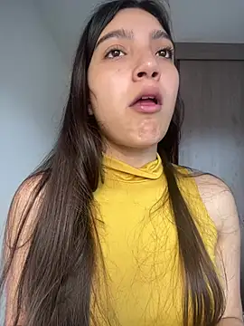 Soffy 20 online show from May 27, 3:52 pm