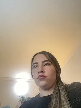 JUANITA07 online show from June 3, 12:17 pm