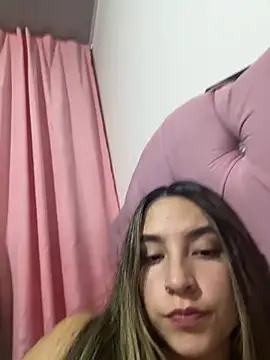 JUANITA07 online show from May 29, 1:22 am
