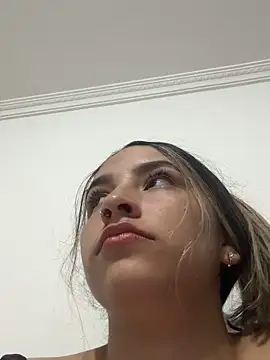 JUANITA07 online show from May 27, 12:23 pm