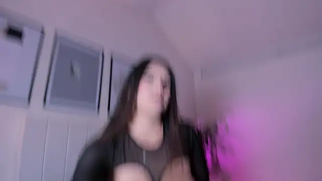 jessiie joness online show from June 4, 11:59 am