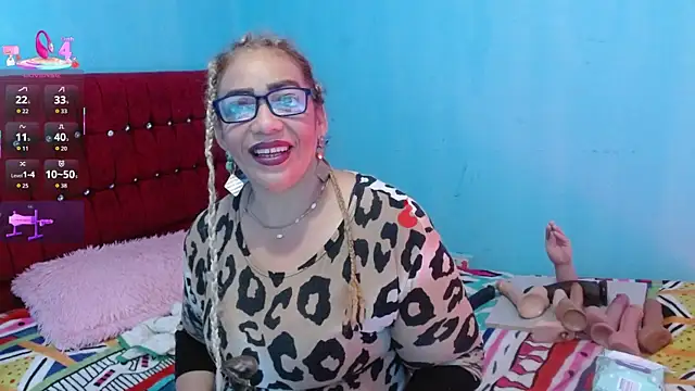 Snapshot of Sweet-Mommy-Milf chatting on July 12, 6:53 pm Sweet-Mommy-Milf online show from July 12, 6:53 pm