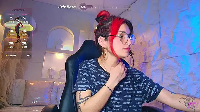 Moon Red r online show from May 6, 12:47 am