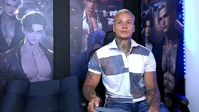 Snapshot of damian_becker chatting on July 7, 11:41 pm damian becker online show from July 7, 11:41 pm
