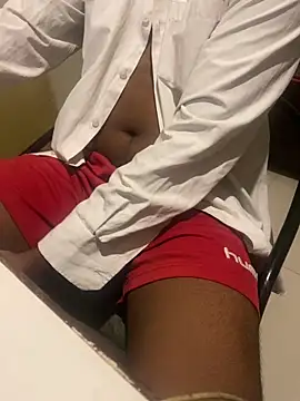 loveradar online show from April 17, 9:50 pm