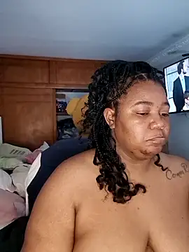 Daddys girll1 online show from April 18, 5:10 am