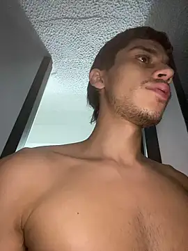 Axel DavisS online show from July 10, 2:33 am