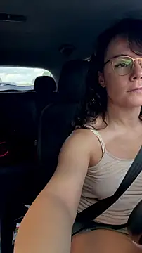BaileyMFox online show from July 10, 9:15 pm