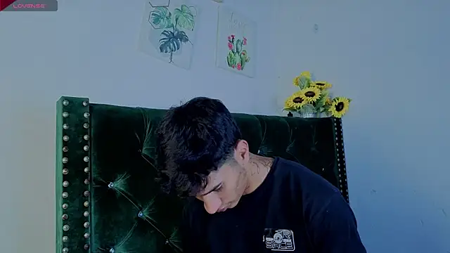 Zayn Moretti online show from June 23, 7:56 pm