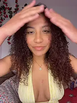 Daphnne Curly online show from July 22, 2:02 am